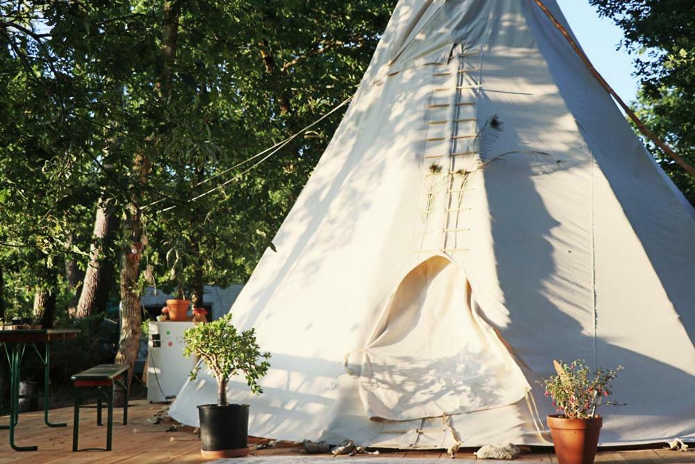 Tipi Lodge Dans La Foret Mimizan-Plage Εξωτερικό φωτογραφία